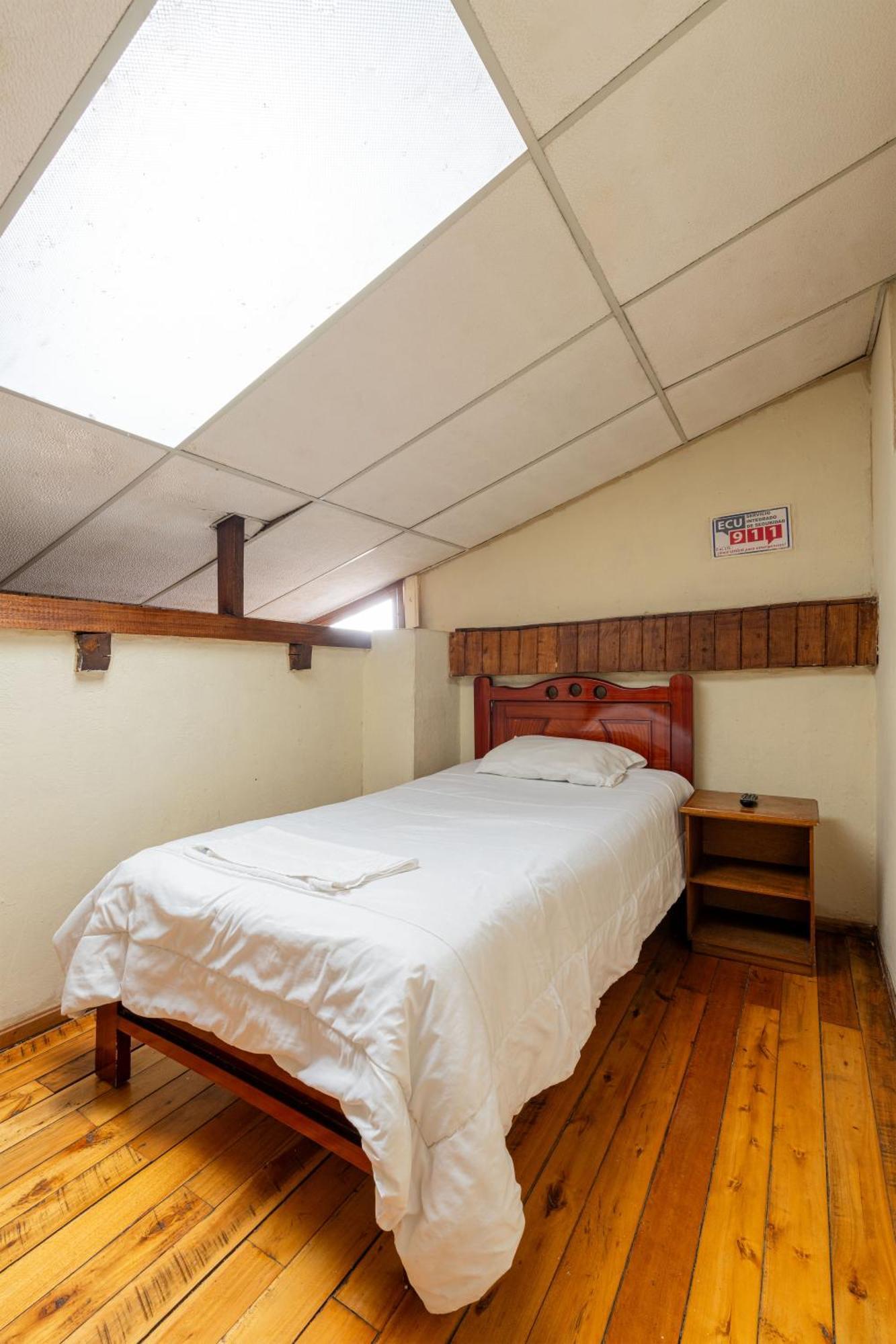 Hostal La Suite Sangolqui Exterior photo